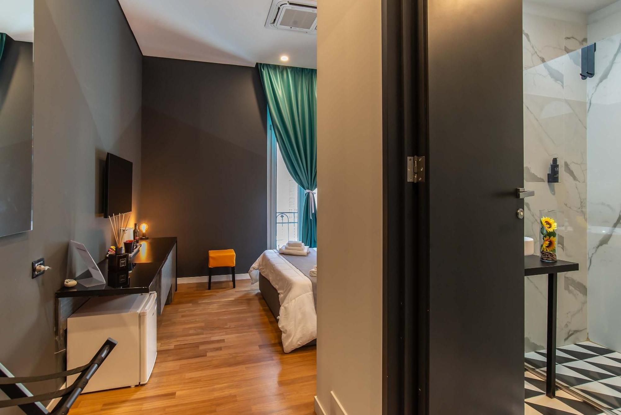 Gram Suites Naples Exterior photo
